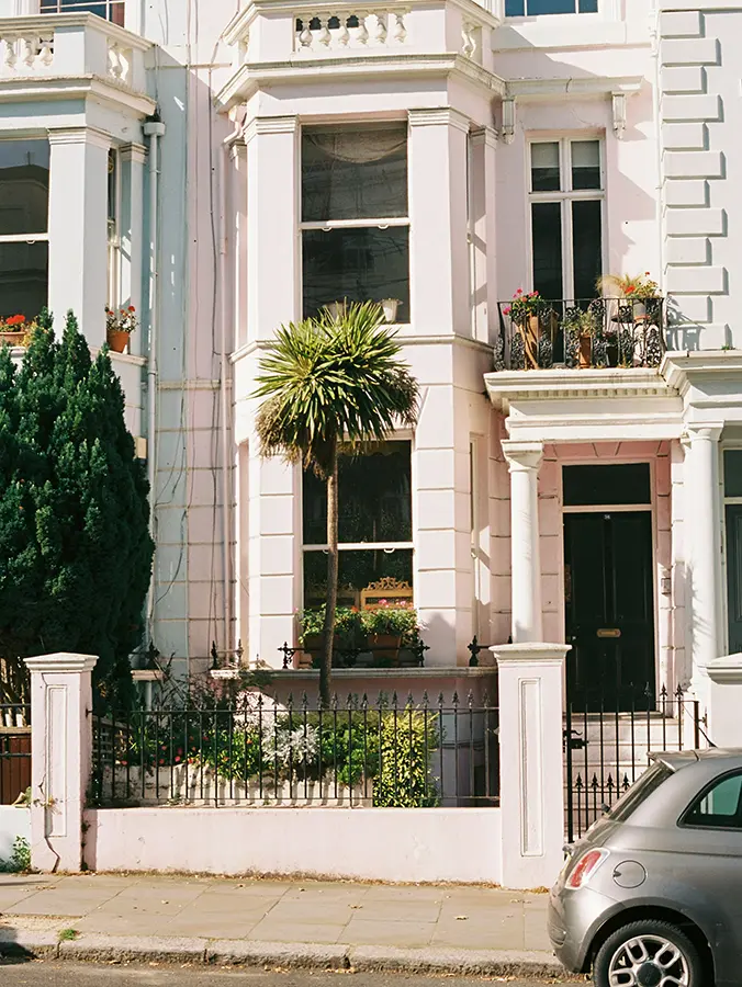 Kensington Church Street, London, home to expert facialist Beata Durtan
